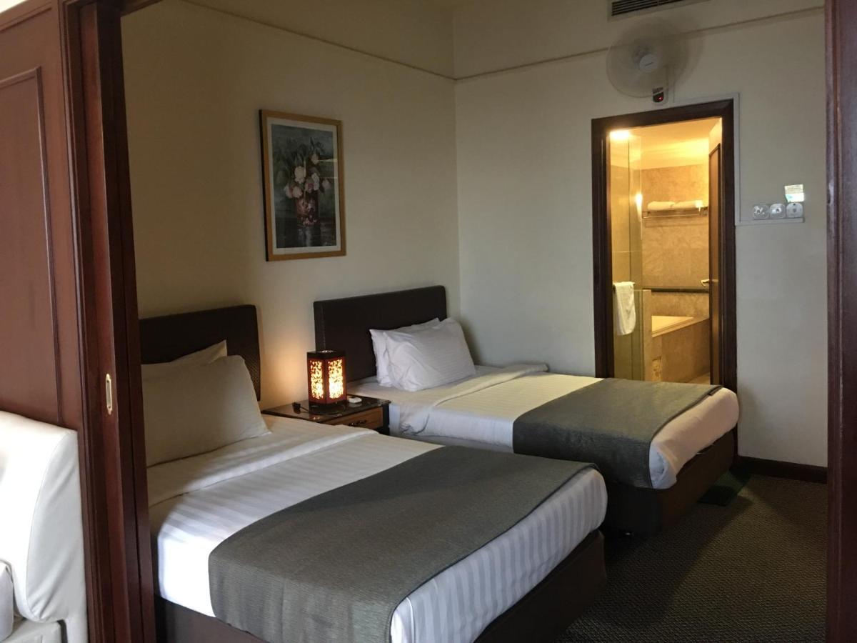 Sabah Suites At Times Square Kl Куала-Лумпур Екстер'єр фото