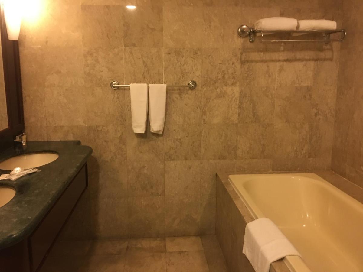 Sabah Suites At Times Square Kl Куала-Лумпур Екстер'єр фото
