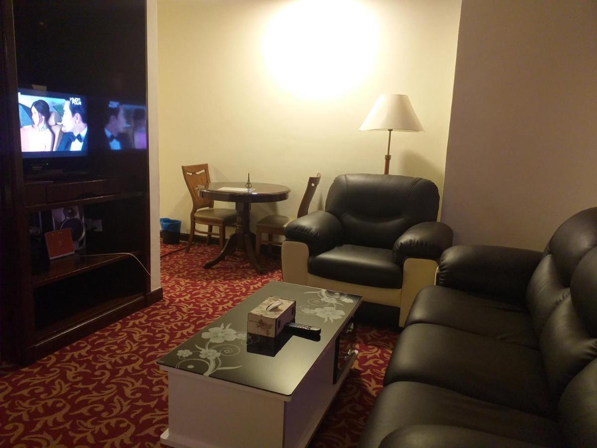 Sabah Suites At Times Square Kl Куала-Лумпур Екстер'єр фото