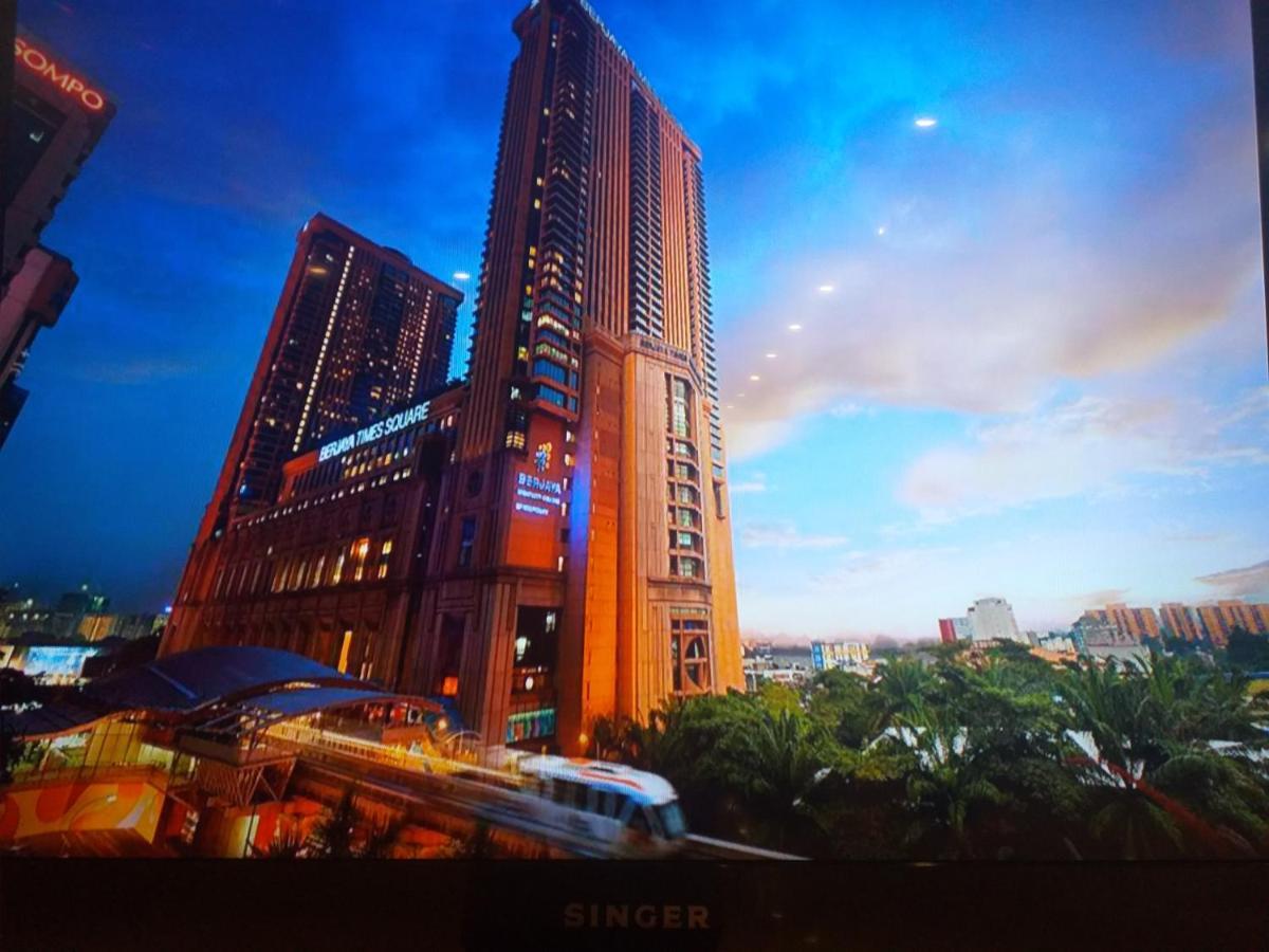 Sabah Suites At Times Square Kl Куала-Лумпур Екстер'єр фото